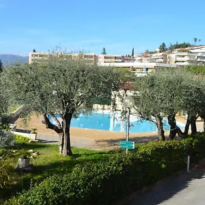  Appartement 5 Personnes Avec Piscine Sur La Corniche Fleurie à France
